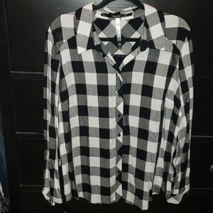 Long sleeve plaid shirt